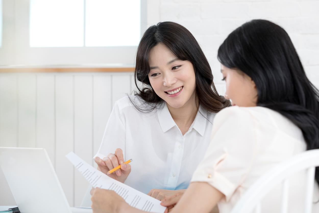 건강상담을 받는 노동자